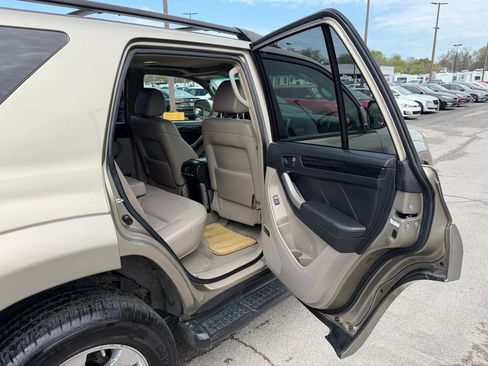 Used 2007 Toyota 4Runner Limited image 10