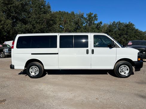 Used 2023 Chevrolet Express 3500 LS image 2