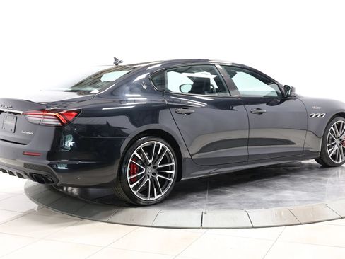 Used 2022 Maserati Quattroporte Trofeo RWD image 4