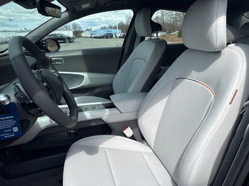 New 2025 Hyundai Ioniq 6 SEL image 39