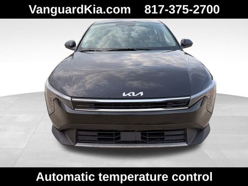 Used 2025 Kia K4 EX image 7