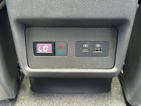 Used 2023 Nissan Rogue SL w/ SL Premium Package FWD image 33