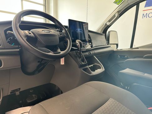 Used 2024 Ford Transit 350 XLT RWD image 9