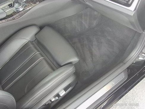 Used 2018 BMW 540i xDrive AWD/4WD image 18