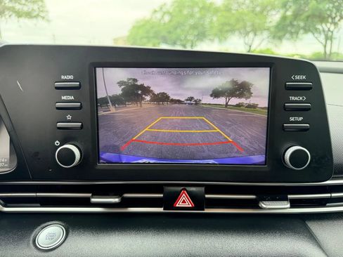Used 2023 Hyundai Elantra SEL FWD image 36