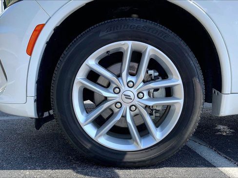 Used 2025 Dodge Durango GT AWD/4WD image 9