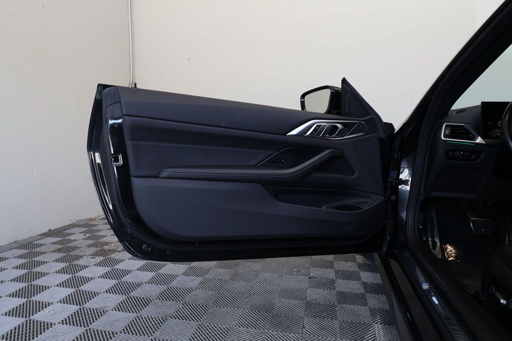 Used 2024 BMW 430i Coupe w/ M Sport Package RWD image 14