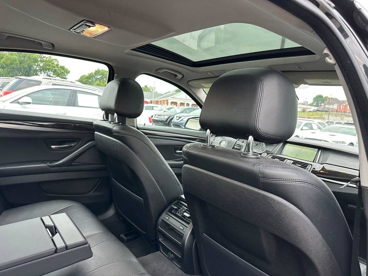 Used 2014 BMW 528i xDrive Sedan AWD/4WD image 33