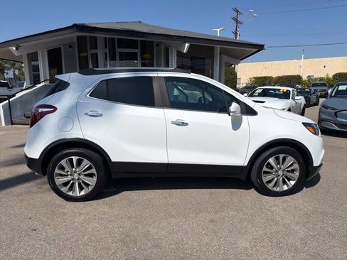 Used 2019 Buick Encore Preferred FWD image 8
