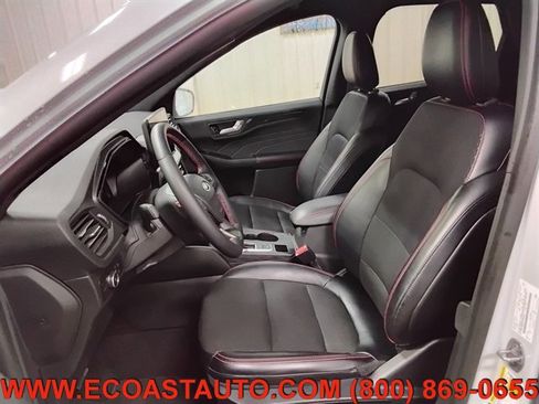 Used 2025 Ford Escape ST-Line Select w/ Tech Pack #2 AWD/4WD image 10
