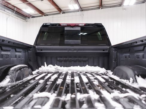 Used 2024 GMC Sierra 2500 Denali w/ Denali Reserve Package image 39