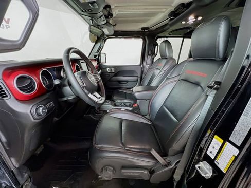 Used 2019 Jeep Wrangler Unlimited Rubicon w/ LED Lighting Group AWD/4WD image 10