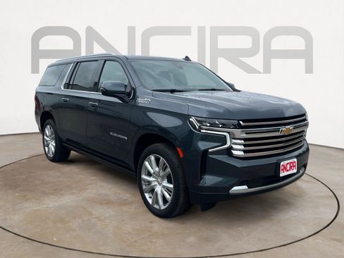 Used 2021 Chevrolet Suburban High Country AWD/4WD image 4