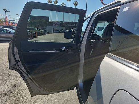 Used 2020 Jeep Grand Cherokee Trailhawk w/ Premium Lighting Group image 11