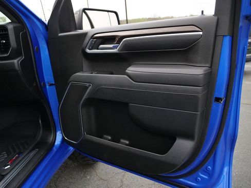 Used 2025 Chevrolet Silverado 1500 RST AWD/4WD image 46