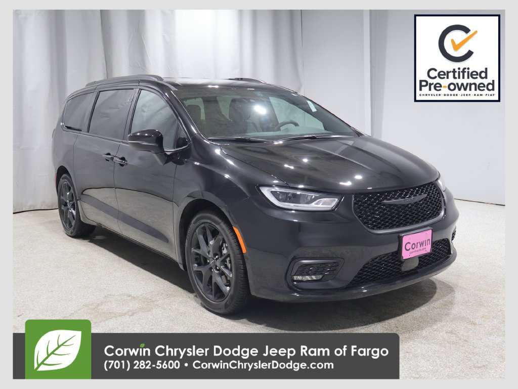 Used 2023 Chrysler Pacifica Touring-L w/ Uconnect Theater Family Group FWD 360° Tour