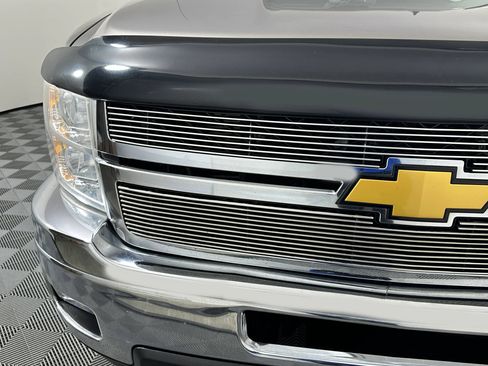 Used 2014 Chevrolet Silverado 3500 LT w/ Interior Plus Package AWD/4WD image 4