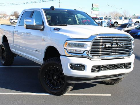 Used 2024 RAM 2500 Laramie image 2