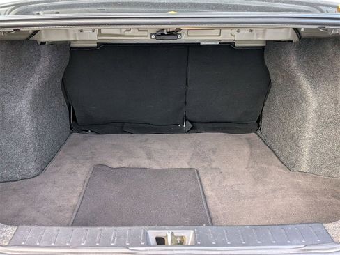 Used 2023 Nissan Versa SV image 18