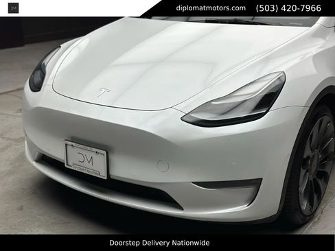Used 2021 Tesla Model Y Performance image 13