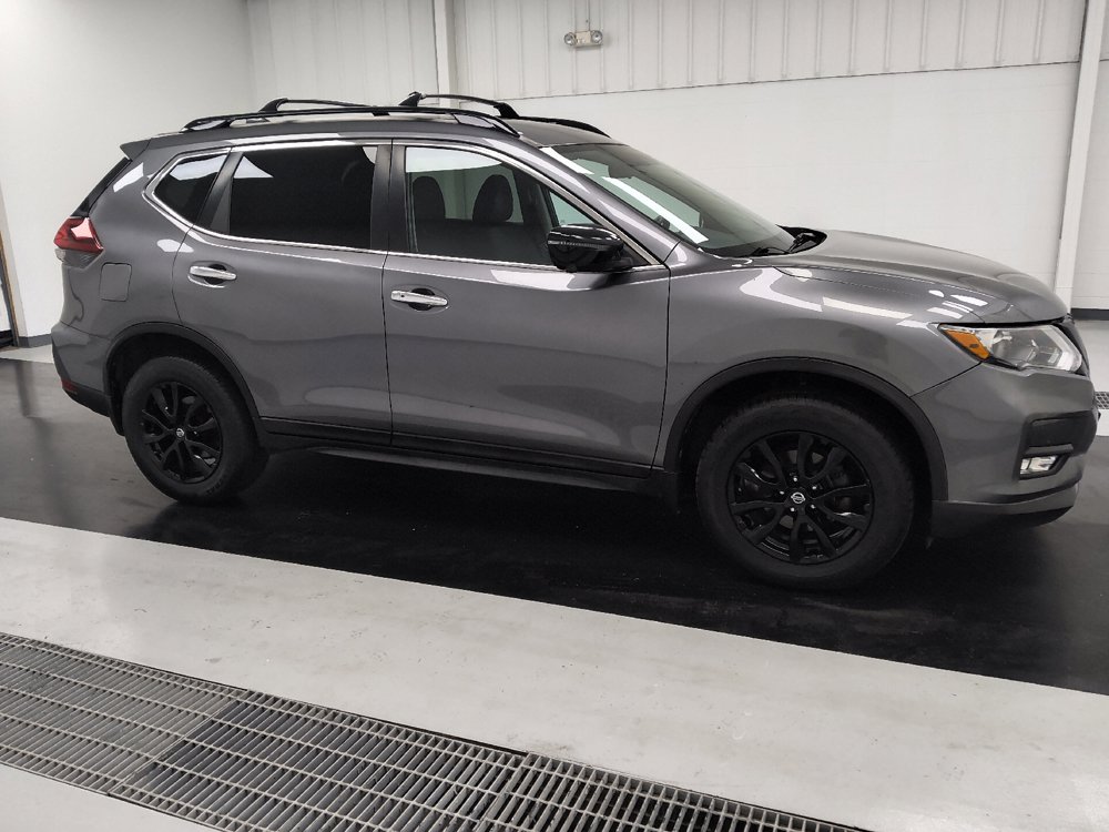 Used 2018 Nissan Rogue SV w/ Premium Package AWD/4WD image 11