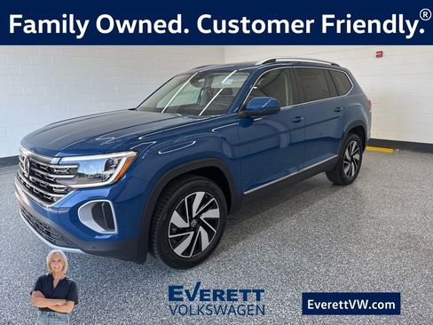 New 2026 Volkswagen Atlas SEL AWD/4WD image 1