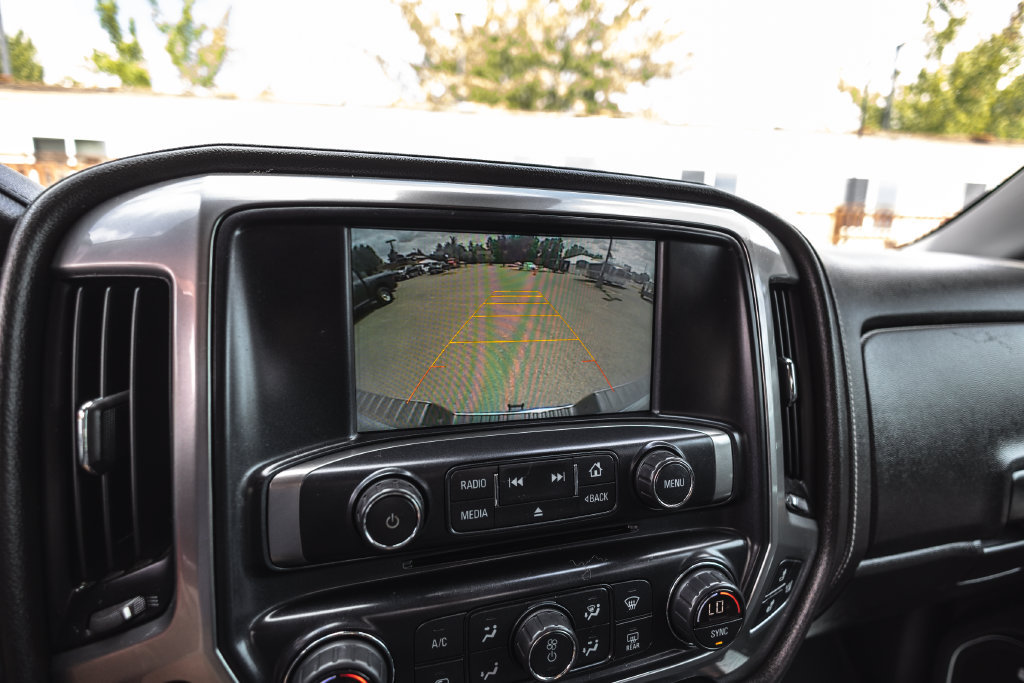 Used 2015 Chevrolet Silverado 2500 LTZ w/ Duramax Plus Package AWD/4WD image 17