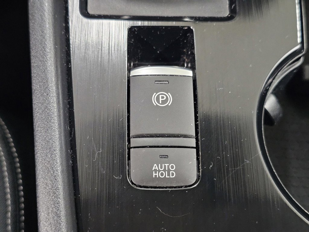 Used 2023 Nissan Rogue SV AWD/4WD image 21