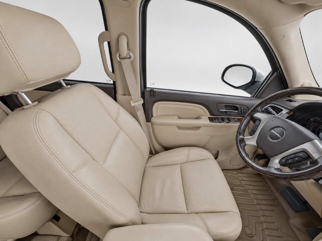 Used 2013 GMC Yukon Denali AWD/4WD image 22