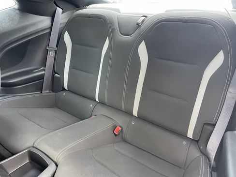 Used 2016 Chevrolet Camaro SS RWD image 22