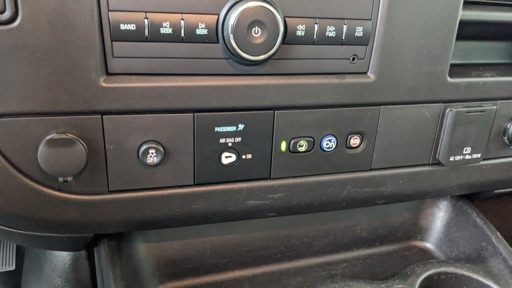 Used 2019 Chevrolet Express 3500 w/ Power Convenience Package RWD image 31