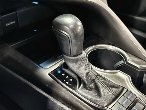 Used 2023 Toyota Camry XSE image 22