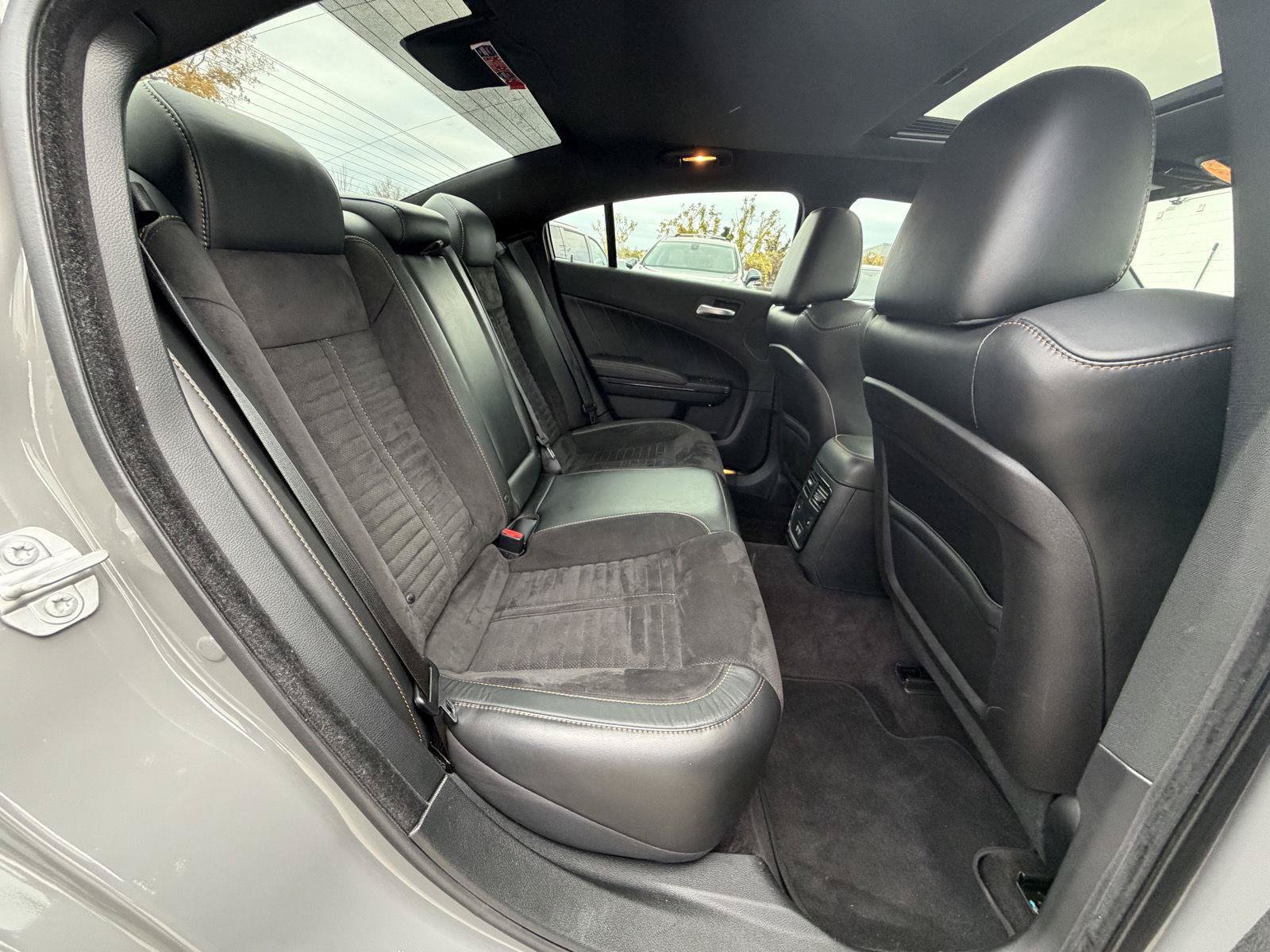 Used 2017 Dodge Charger R/T RWD image 35