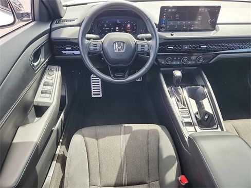Used 2024 Honda Accord Sport image 11