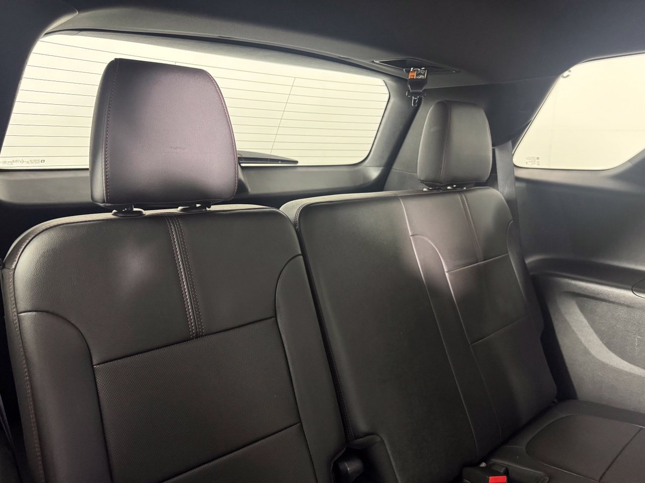 Used 2023 Chevrolet Traverse RS AWD/4WD image 38
