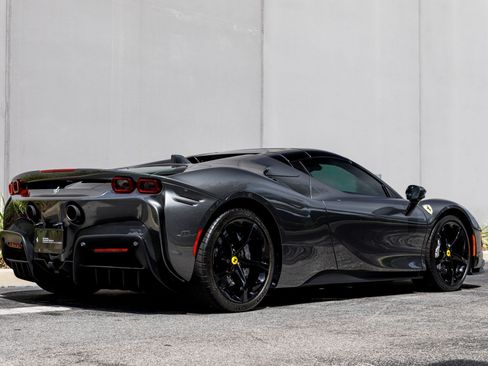 Used 2024 Ferrari SF90 Spider AWD/4WD image 35