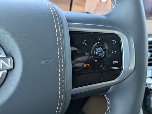 New 2026 Nissan Armada Platinum Reserve image 17