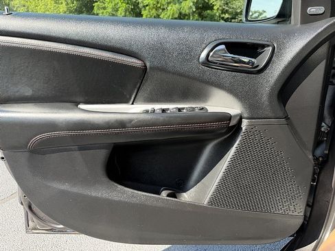 Used 2018 Dodge Journey GT AWD/4WD image 31