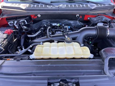 Used 2020 Ford F150 XLT w/ Equipment Group 302A Luxury image 15