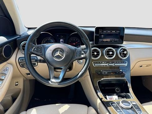 Used 2018 Mercedes-Benz GLC 300 image 21