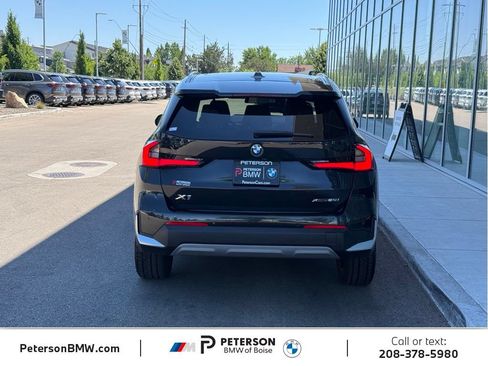 Used 2023 BMW X1 xDrive28i w/ Convenience Package AWD/4WD image 4