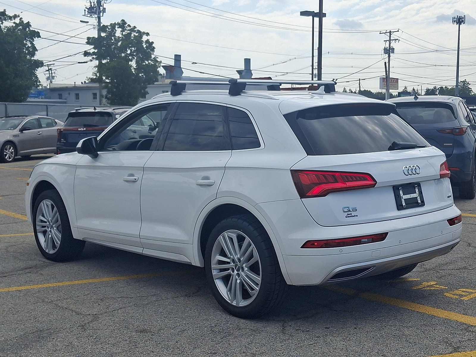 Used 2020 Audi Q5 2.0T Premium Plus w/ Premium Plus Package AWD/4WD image 4