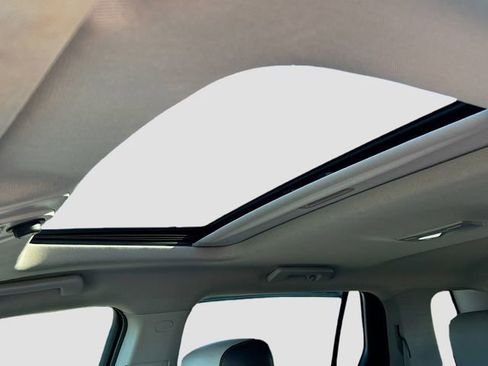 Used 2015 GMC Terrain SLT image 23