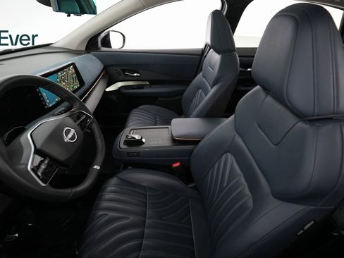 Used 2023 Nissan Ariya image 7