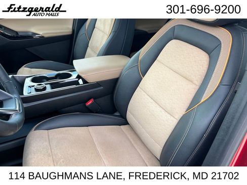 Used 2025 Chevrolet Equinox ACTIV w/ Safety and Technology Package image 10