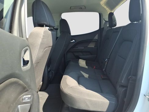 Used 2022 Chevrolet Colorado LT RWD image 14