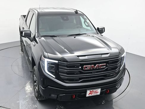 Used 2026 GMC Sierra 1500 AT4 w/ AT4 Premium Package AWD/4WD image 6