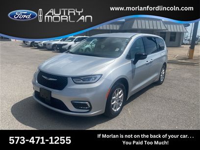 Used 2024 Chrysler Pacifica Touring-L