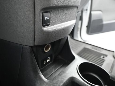 Used 2020 Nissan NV200 SV FWD image 24