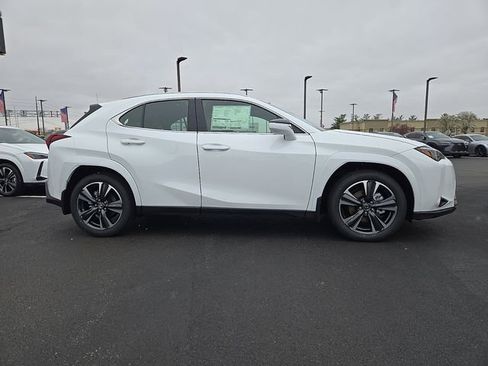 New 2026 Lexus UX 300h AWD image 2